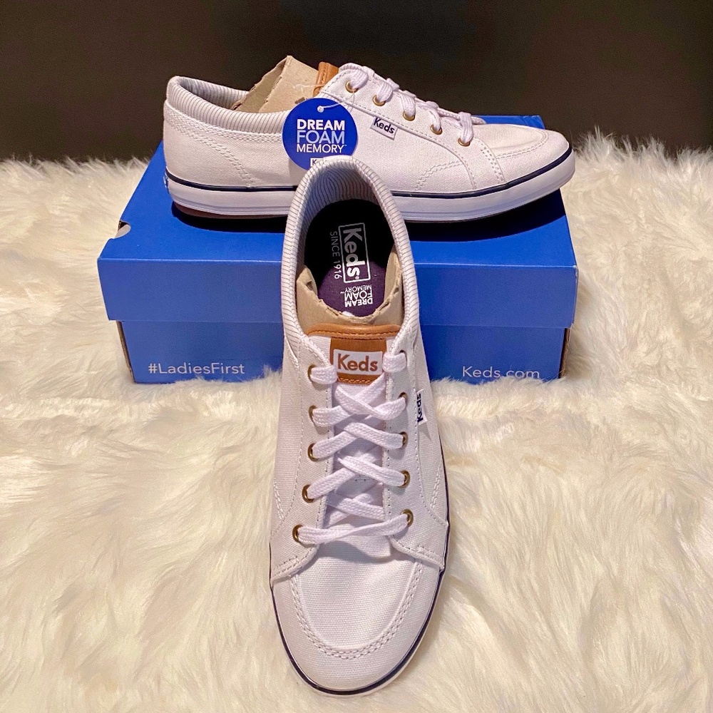 New in box Keds Canvas Sneaker